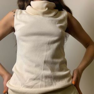 Cream turtle neck